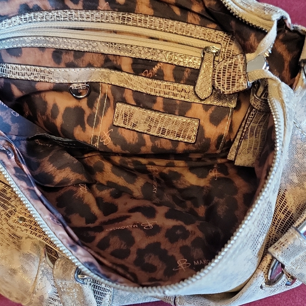 Chic Beige Patterned Shoulder Bag - image 4